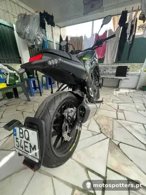 Benelli 250