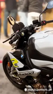BMW S1000R