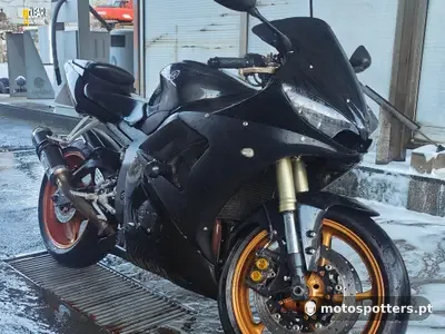 Yamaha R6 RJ09