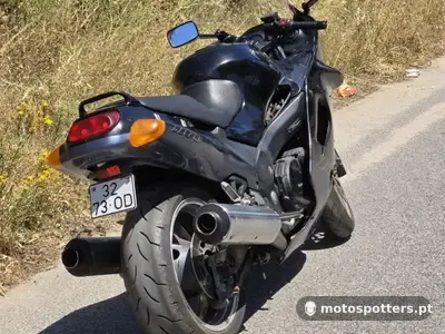 Kawasaki Zzr 1100